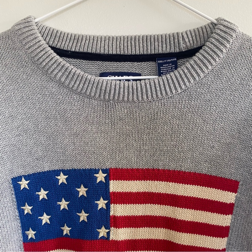 Chaps Gray Crewneck Sweater with American Flag Intarsia - Picture 3 of 7